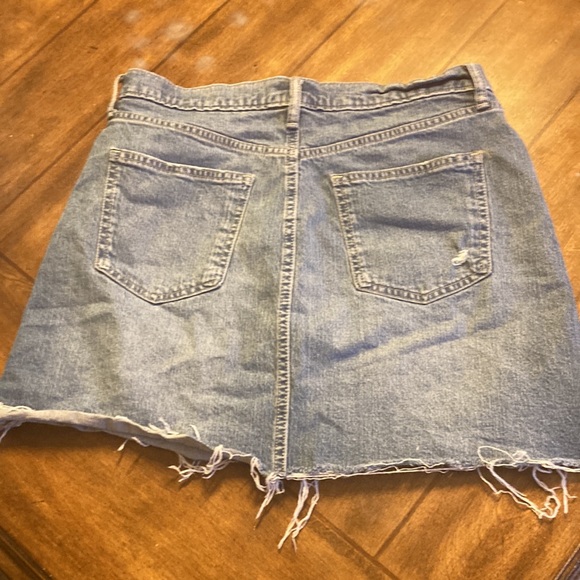 Jean skirt. Only warn a few times smoke free house - Picture 2 of 4